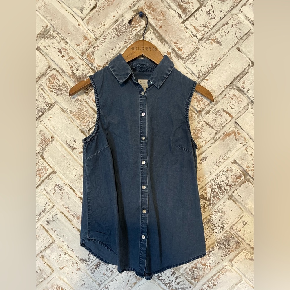 a new day denim button down tank size xs